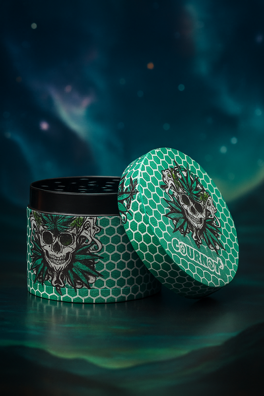 Green 4 part grinder with skulls 